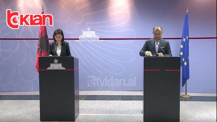 Ambasadori i BE flet per protesten e studenteve