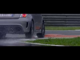 Abarth 695 Biposto