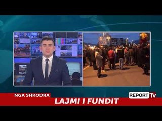 Report Tv-Në Shkodër protestojnë sindikata e taksistëve, mësuesve, të prekurit nga përmbytjet