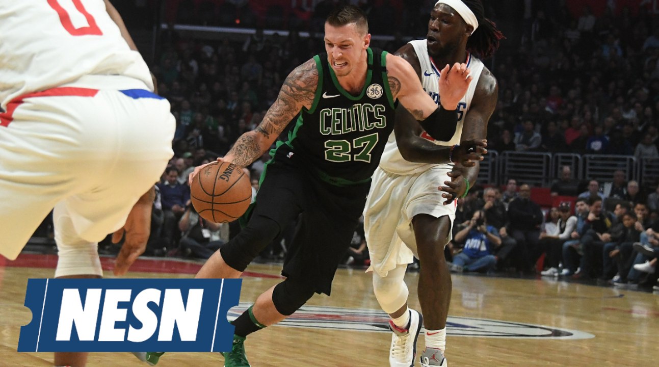 VA Health Care Hero of the Week: Daniel Theis soars over Bulls
