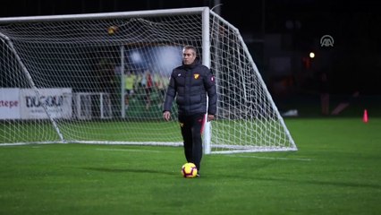 Göztepe'de Kemal Özdeş ilk antrenmanına çıktı - İZMİR