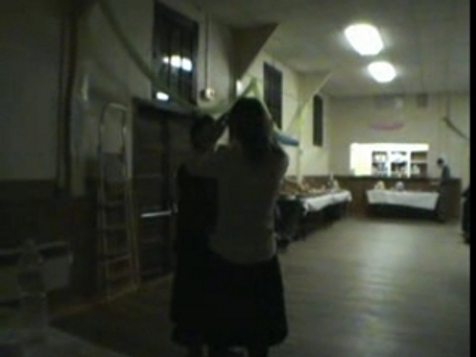 Le chant des amis puis la danse