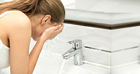 Burnunu Çeşme Suyuyla Temizleyen Kadının Beynini Amipler Yedi