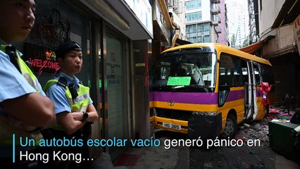 Download Video: Autobús generó pánico en Hong Kong