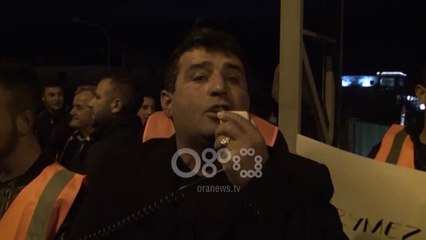 Ora News - Pas studentëve, në protestë banorët në Lezhë, Kavajë e Shkodër