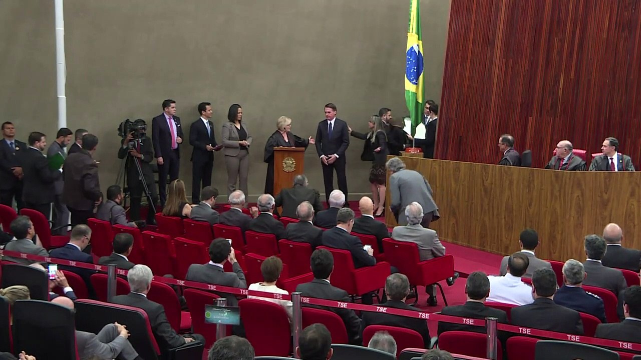 Bolsonaro: gobernaré "sin distinción” de raza, sexo o religión