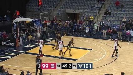 Stephan Hicks slams home the alley-oop