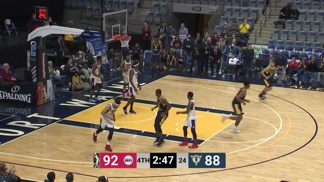 Ike Anigbogu (18 points) Highlights vs. Grand Rapids Drive