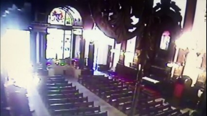 Hombre mata a cuatro personas en catedral de Brasil y se suicida