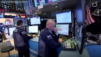 Global Stocks Extend Last Week's Declines