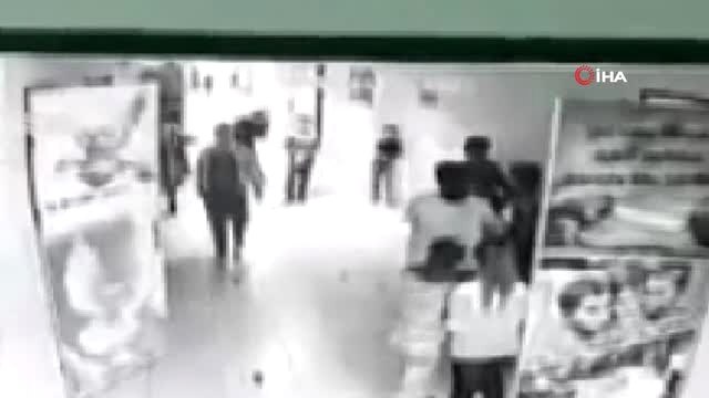 İşitme Engelli Öğrenciye Öğretmeden Dayak İddiası...işitme Engelli Öğrencinin Dayak Yediği Anlar...