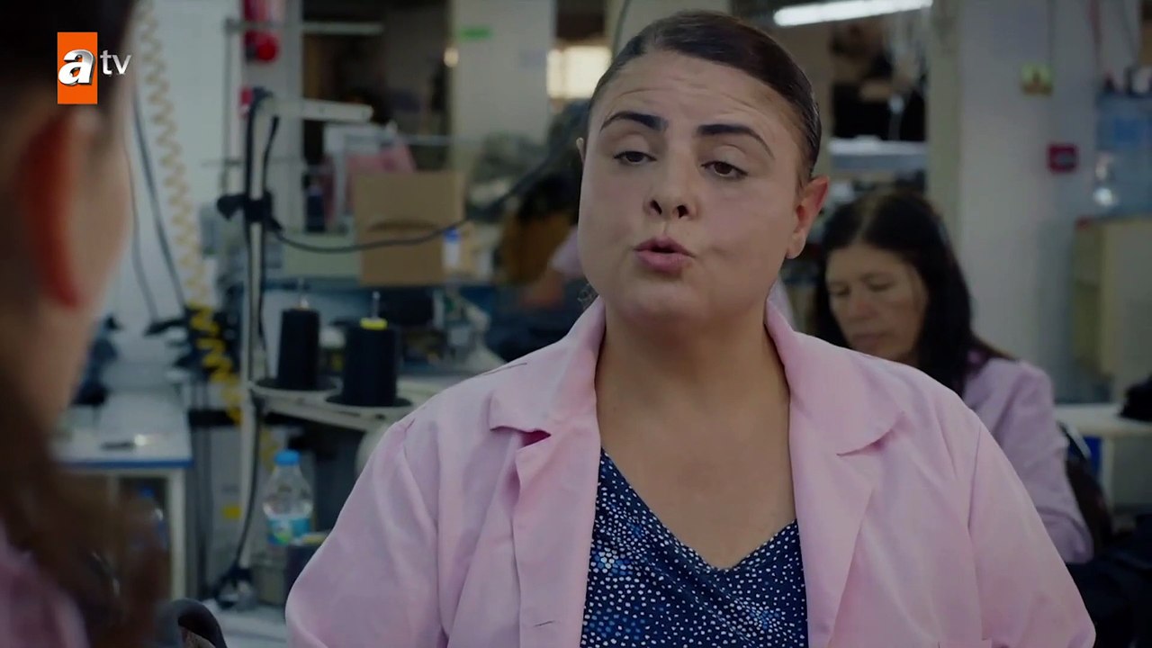 Tekstil atölyesinde çalışan Songül! - Kırgın Çiçekler 89.Bölüm (Yeni Sezon)