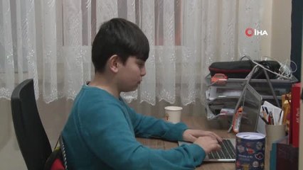 Cumhurbaşkanı Erdoğan'ın Fotoğrafına Çerçeve Yaptırmak İçin Okul Harçlıklarını Biriktiriyor