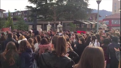 Report TV - Marshimi i studentëve të Elbasanit