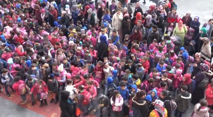 Türkiye'nin En Kalabalık İlkokulu! Öğrenci Sayısı 66 İlçeden Fazla