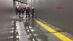 İstanbul Metrobüs Yaya Geçidini Su Bastı