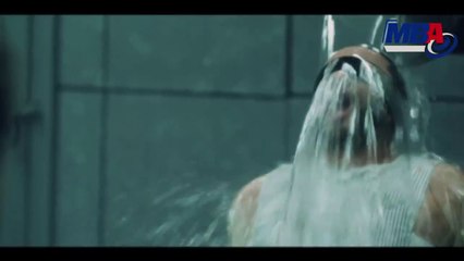 شوف كانوا بيحققوا مع تامر حسني ازاااي؟؟والفاظ فظيعة جدا من الظباط في هذا المشهد!!