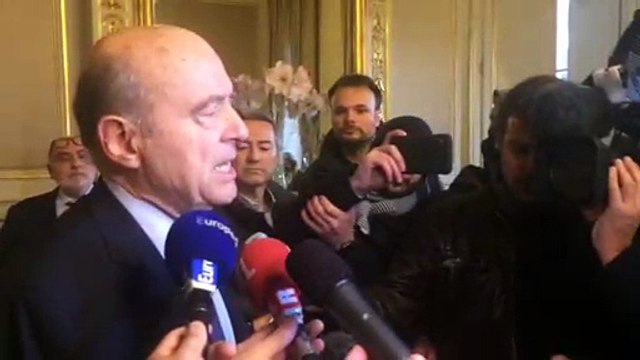 Alain Juppé appelle les gilets jaunes à accepter la main tendue d'Emmanuel Macron