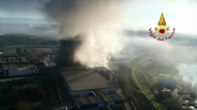 Roma: incendio nello stabilimento di trattamento dei rifiuti in Via Salaria