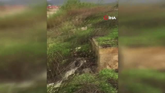 Hatay'da Yağışlar Yolları Göle Çevirdi, Araçlar İlerlemekte Güçlük Geçti