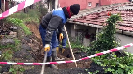 Beşiktaş'ta Toprak Kayması: Bir Evde Maddi Hasar Var