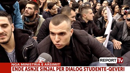Indinjata e 'militantit' të LSI në protestën e studentëve: Jemi të ngopur me politikë