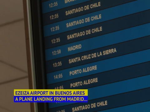 لقطة: كرة قدم: بوكا جونيورز يعود أدراجه إلى الأجنتين بعد خسارته نهائي كوبا ليبرتادوريس