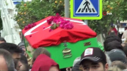 Milli dansçı gencin babası: “Oğlumun intihar ettiğine inanmıyorum”