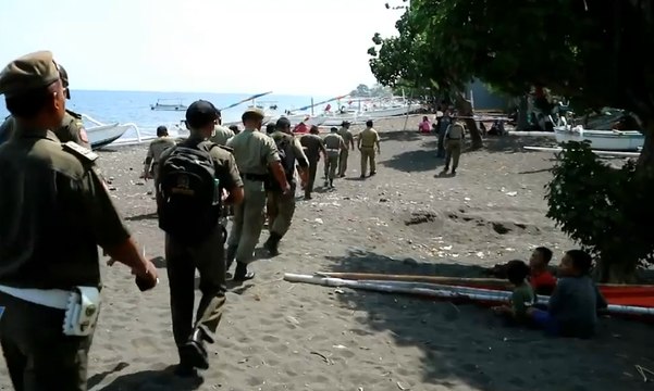 Pembongkaran Tempat Pembuatan Garam di Karangasem Menuai Protes