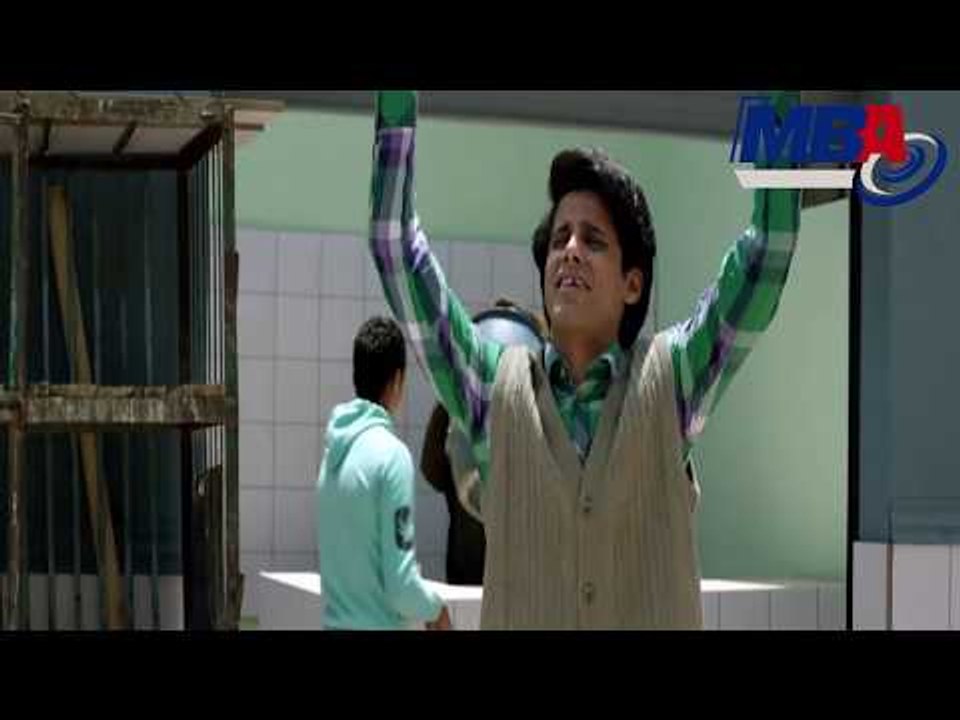 شوف حمدى الميرغنى بيقول ايه وهم بياخدو الفراخ من المحل بمشهد كومسدى بليالى الحلميه