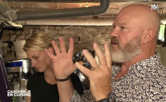 P. Etchebest se croit dans un film d'horreur ! (Cauchemar en cuisine) - ZAPPING TÉLÉ DU 11/12/2018