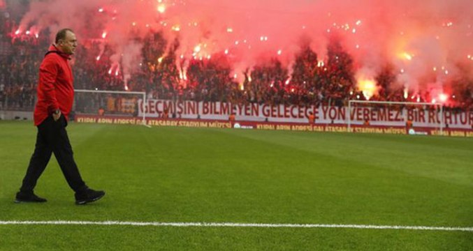 Profesyonel Futbol Disiplin Kurulundan Galatasaray'a Ceza!