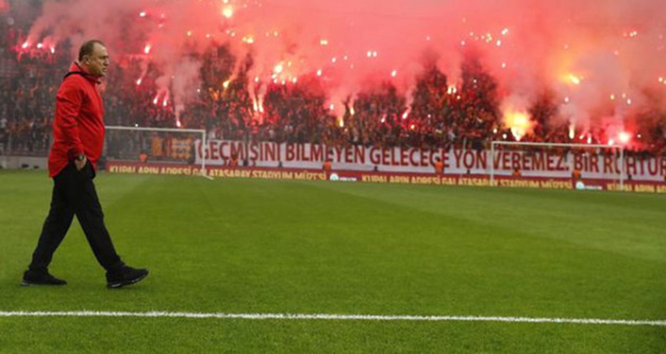 Profesyonel Futbol Disiplin Kurulundan Galatasaray'a Ceza!