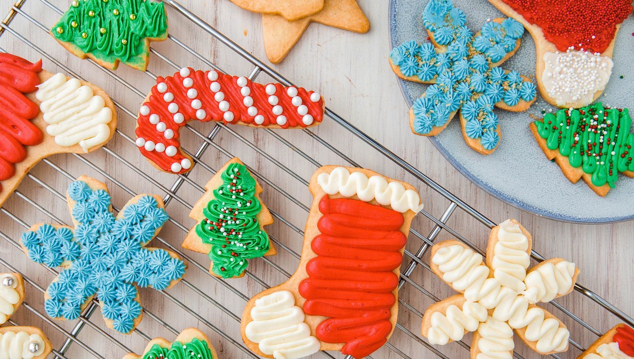 Decorate Sugar Cookies Like A Pro This Holiday Season