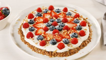 Granola Breakfast Pizza