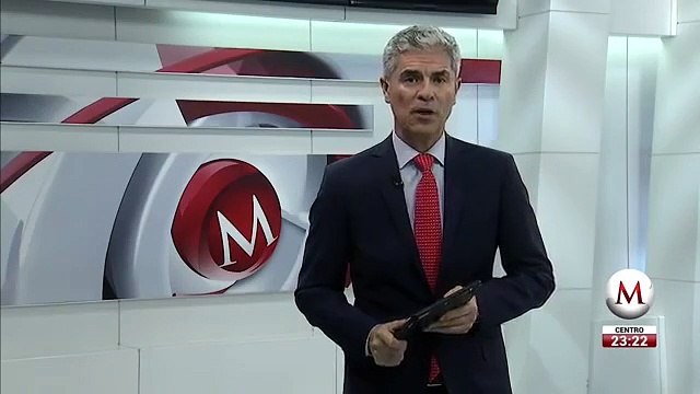 Conductor abre puerta y ciclista casi es atropellado en el Edomex