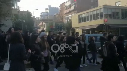 Ora News - Tirana e studentëve, vërshimi i të rinjve nga të katër anët