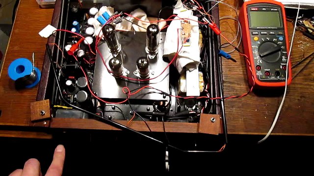 DIY SE Tube Amplifier PCL82 & 12DT8 | Start-up | Test 2 without Capacitance Multiplier