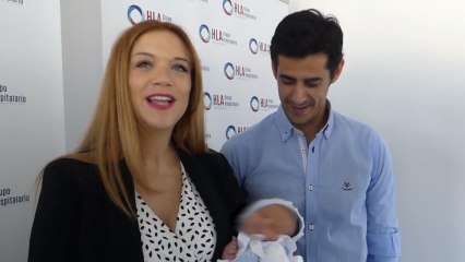 Beatriz Trapote y Víctor Janeiro presentan a su pequeño Oliver