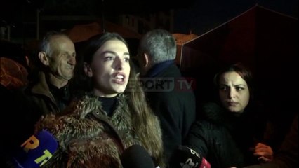 Tải video: Protesa në Shkodër, mbesa e dëshmorit Bujar Bishanaku: I mbështes studentët