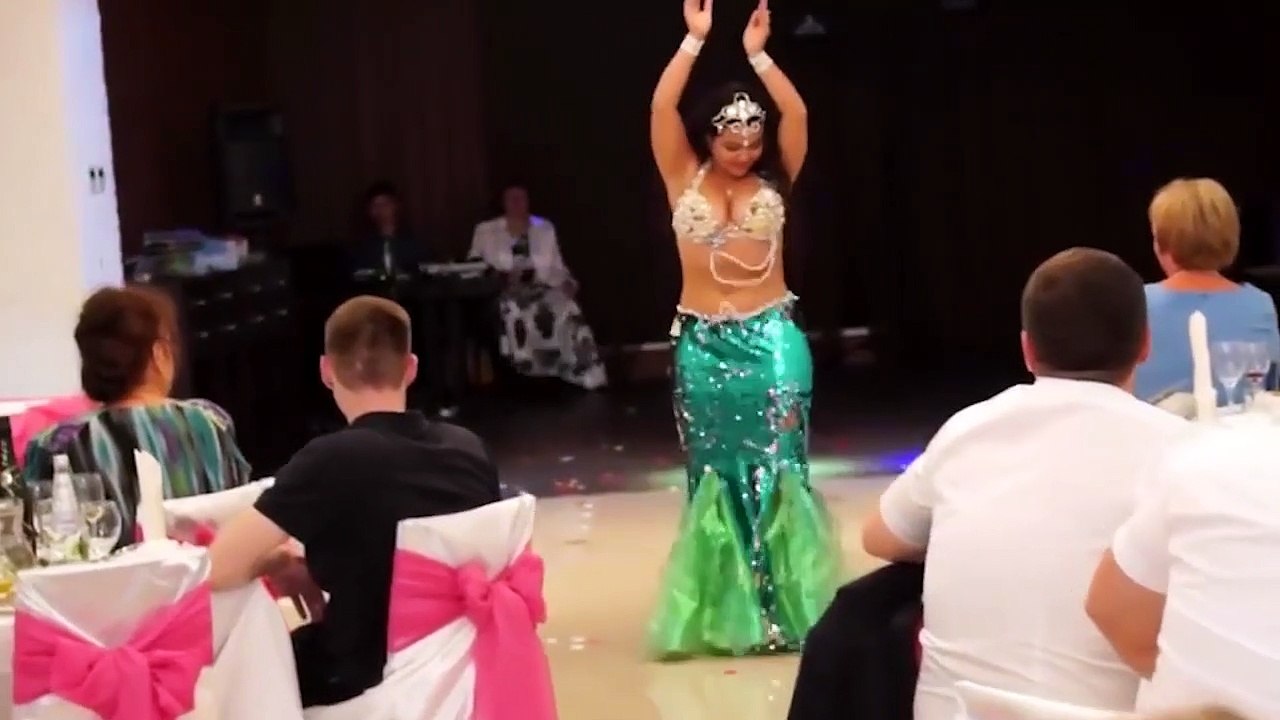 Extraordinary Belly Dance