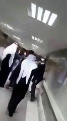 بالعصا.. شجار داخل إحدى مستشفيات الكويت يسبب جدل كبير