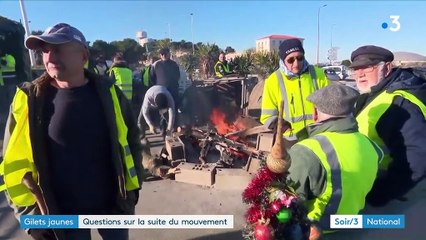 "Gilets jaunes" : beaucoup continuent la bataille, certains arrêtent