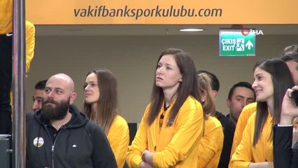 Dünya Şampiyonu Vakıfbank, Basınla Buluştu