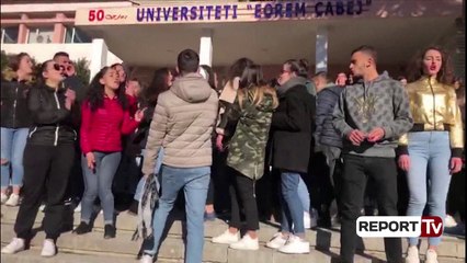 Report TV - Dita e 9-të/ Protestë e studentëve edhe në Gjirokastër