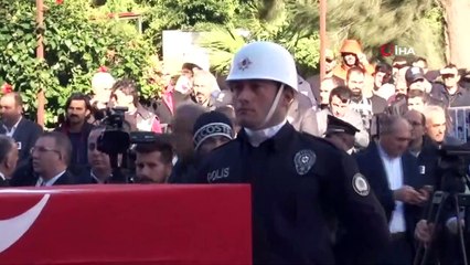 Şehit Emniyet Müdürü son yolculuğuna uğurlanıyor