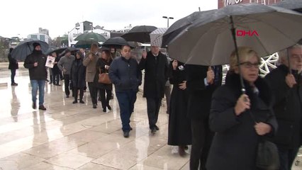 İş Adamı Ari Raif Dinçkök Son Yolculuğuna Uğurlandı