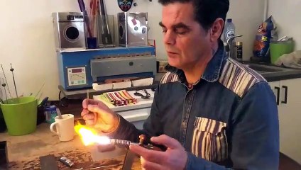 Bechou vous propose de souffler votre propre boule de Noël