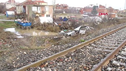 Afyonkarahisar Hemzemin Geçitte Kaza: 1 Yaralı