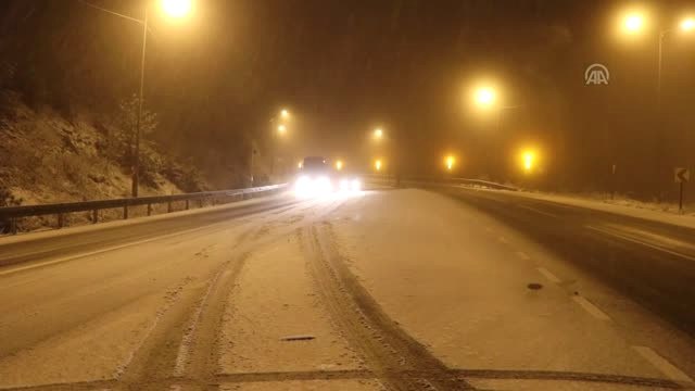 Bolu Dağı'ndaki Kar Yağışı Etkisini Arttırdı